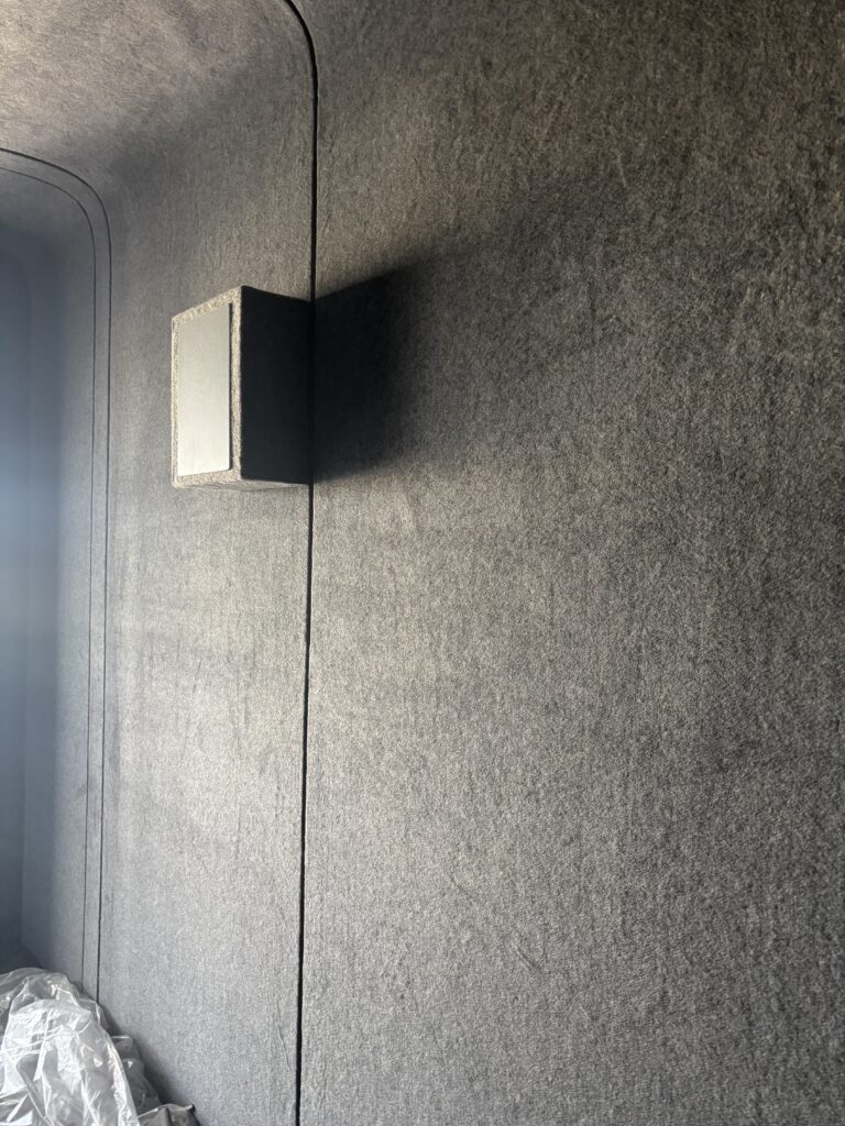 speaker